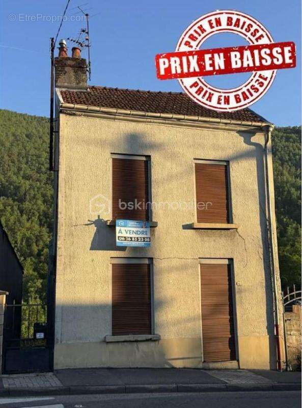 Maison à MONTHERME