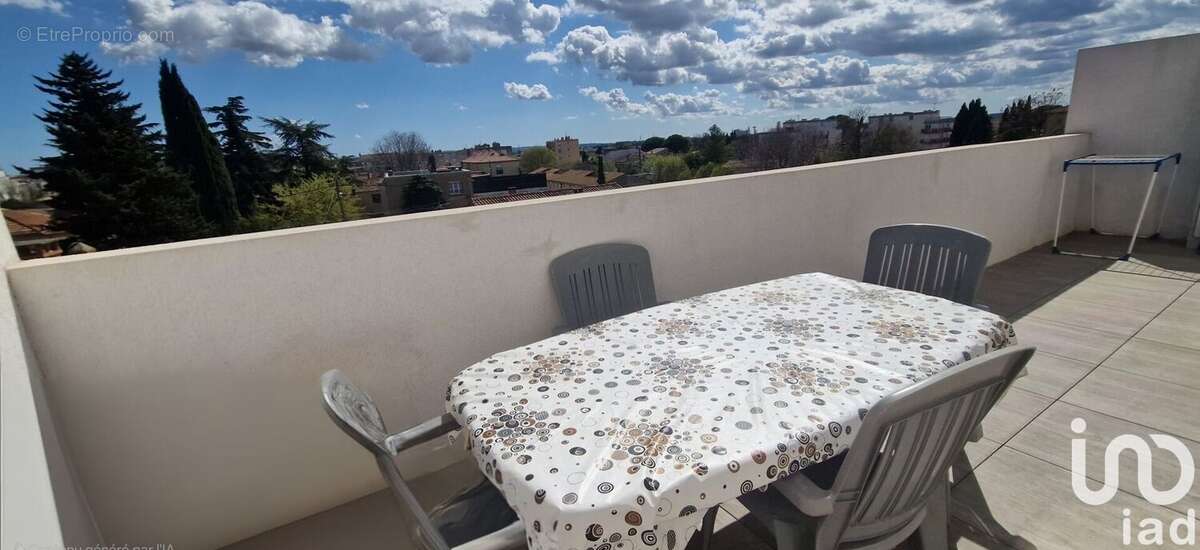 Photo 2 - Appartement à NIMES