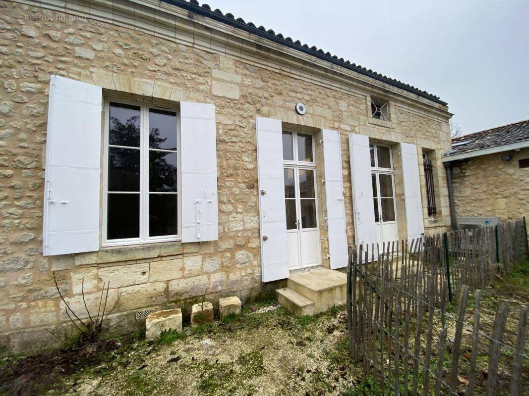 Maison à FARGUES-SAINT-HILAIRE