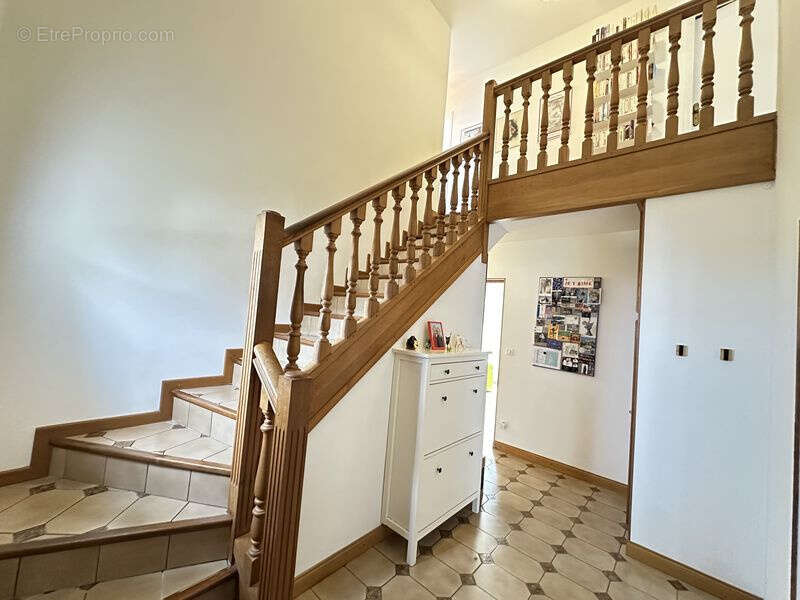 Maison à JAUX