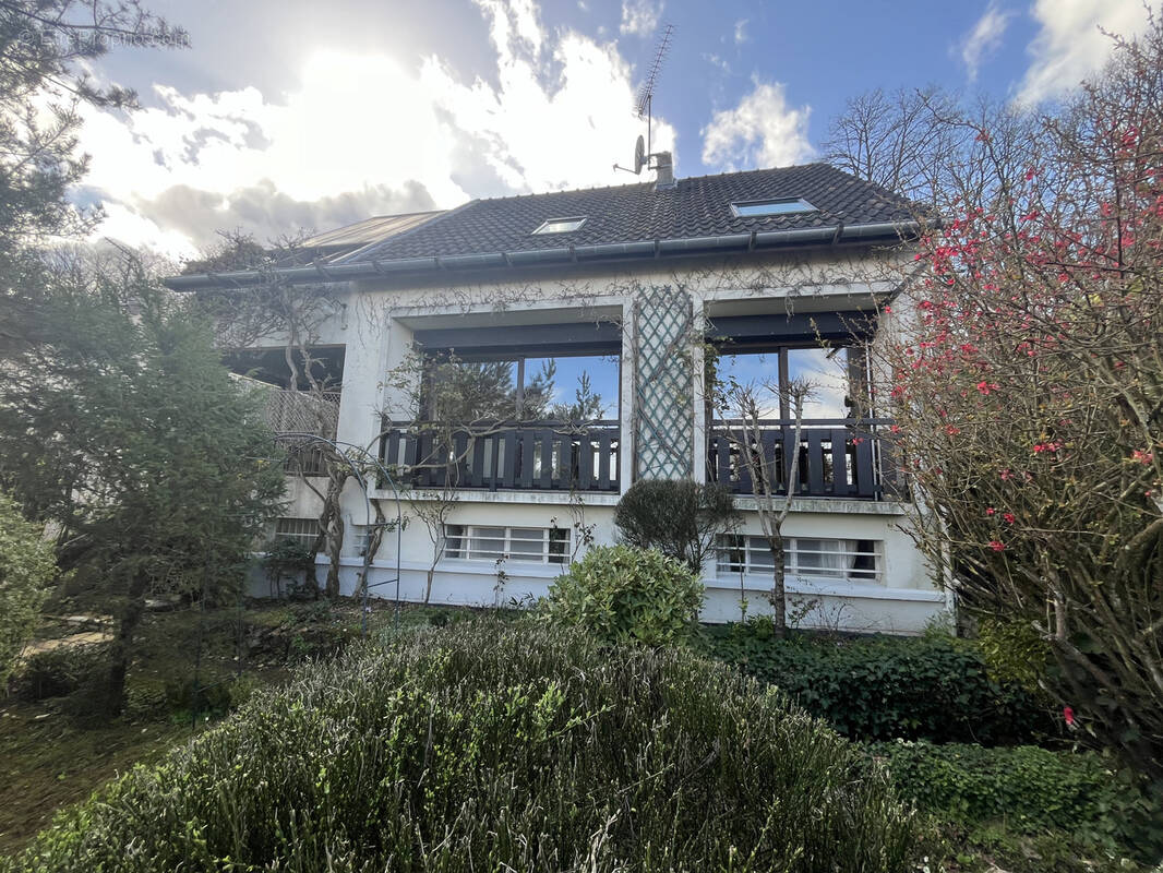 Maison à CHEVREUSE