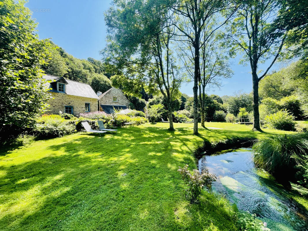 Maison à MELGVEN