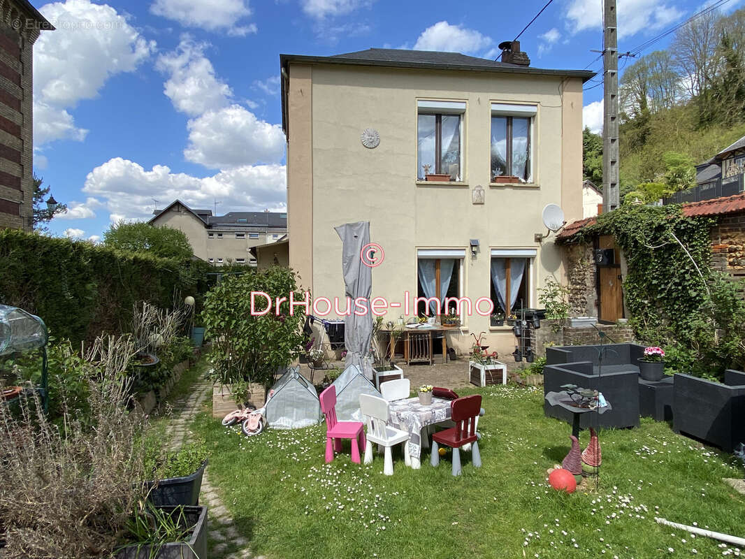 Maison à LE HOULME