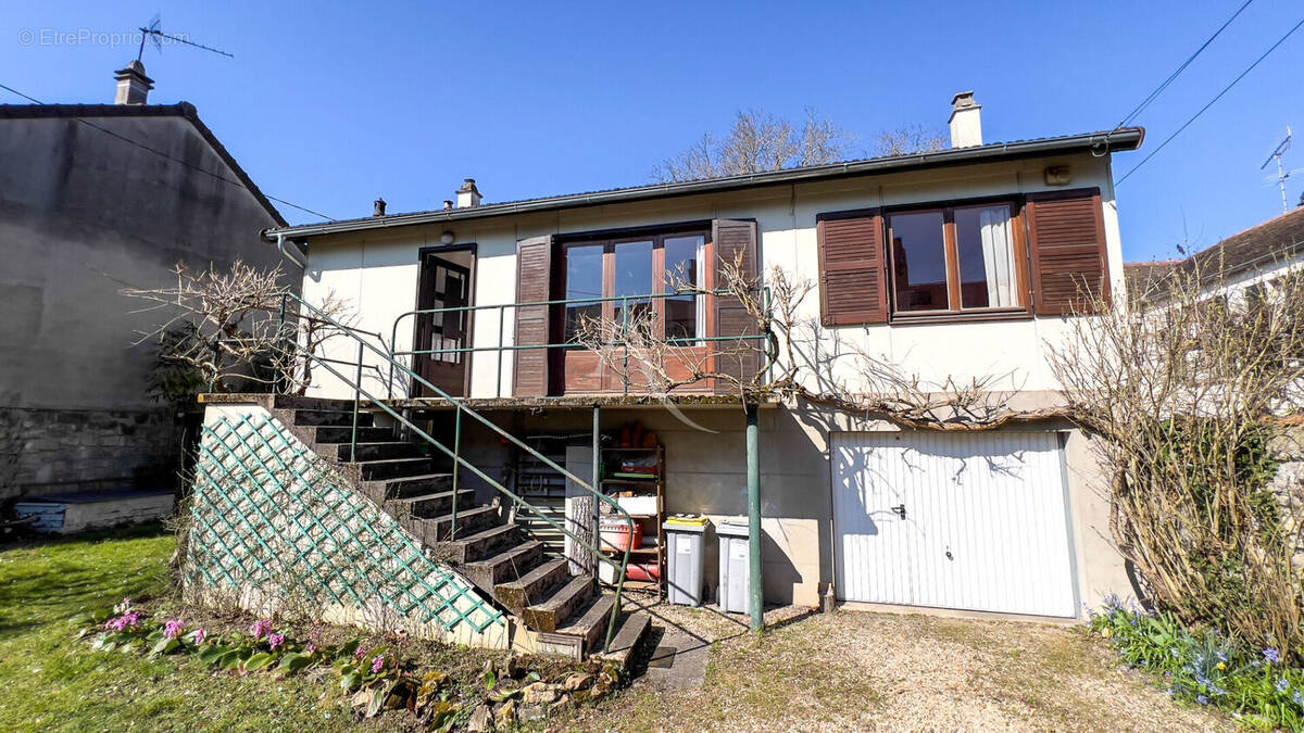 Maison à MONTGERON