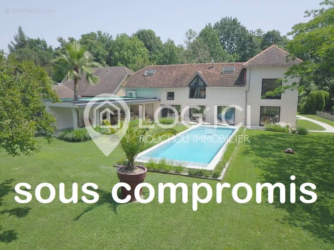 Maison à SERRES-CASTET
