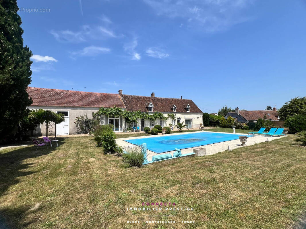 Maison à BLERE