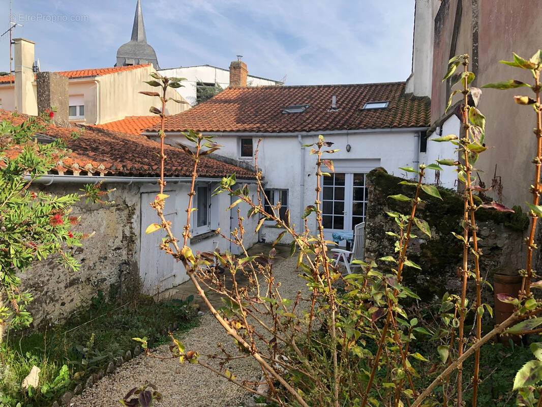 Maison à BOIS-DE-CENE