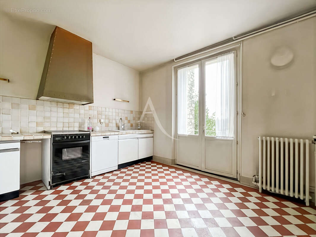 Maison à ETAMPES