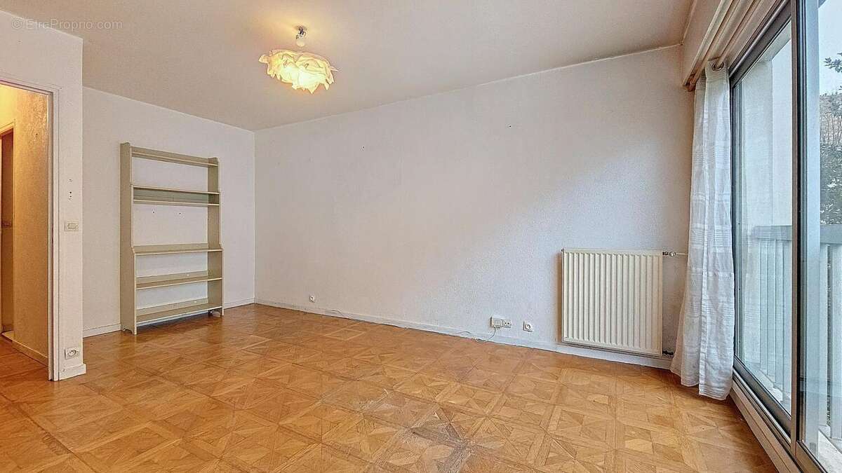 Photo 3 - Appartement à PARIS-18E