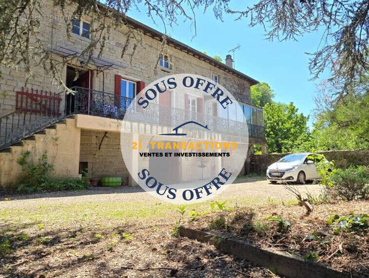 Maison à CHATEAUNEUF