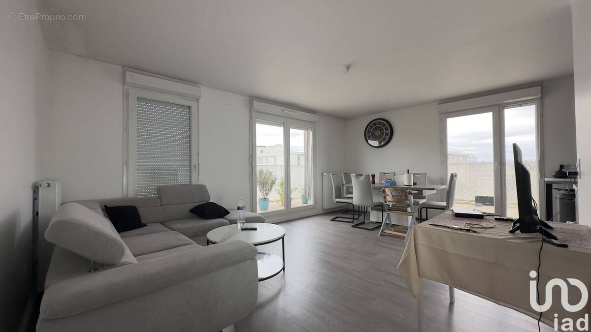 Photo 1 - Appartement à GUYANCOURT