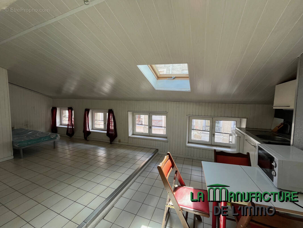 Appartement à SAINT-ETIENNE