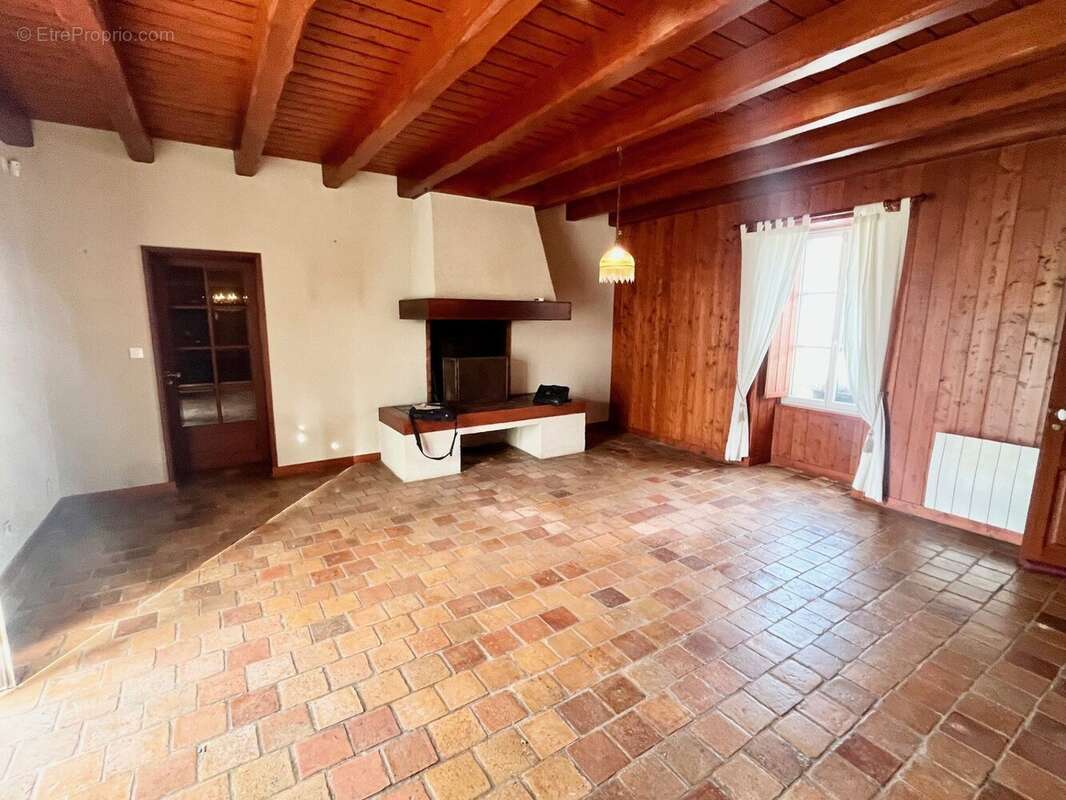 Maison à BOIS-DE-CENE