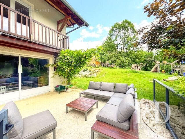 Maison à SAINT-GENIX-SUR-GUIERS