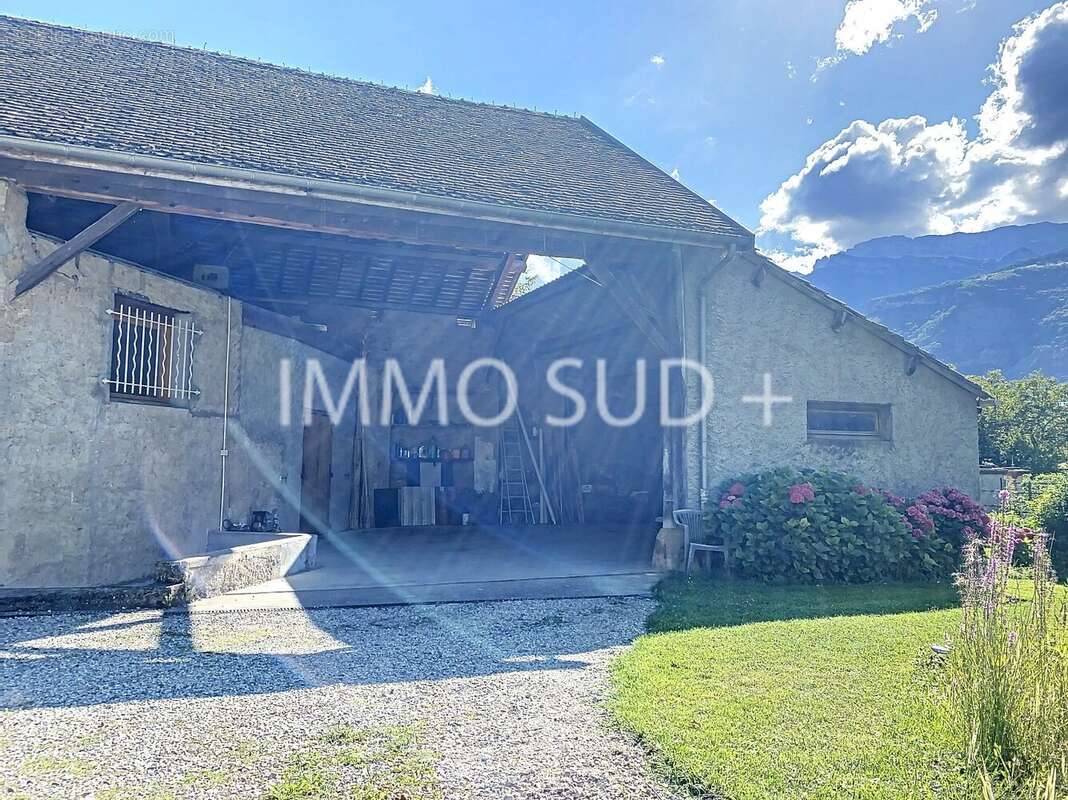 Maison à VIF
