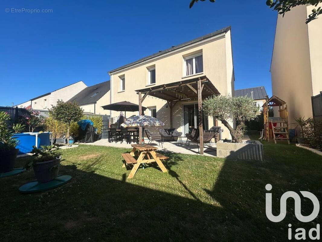 Photo 1 - Maison à OLLAINVILLE