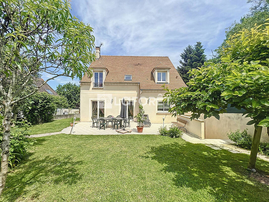 Maison à LINAS