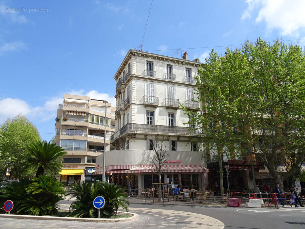 Appartement à HYERES