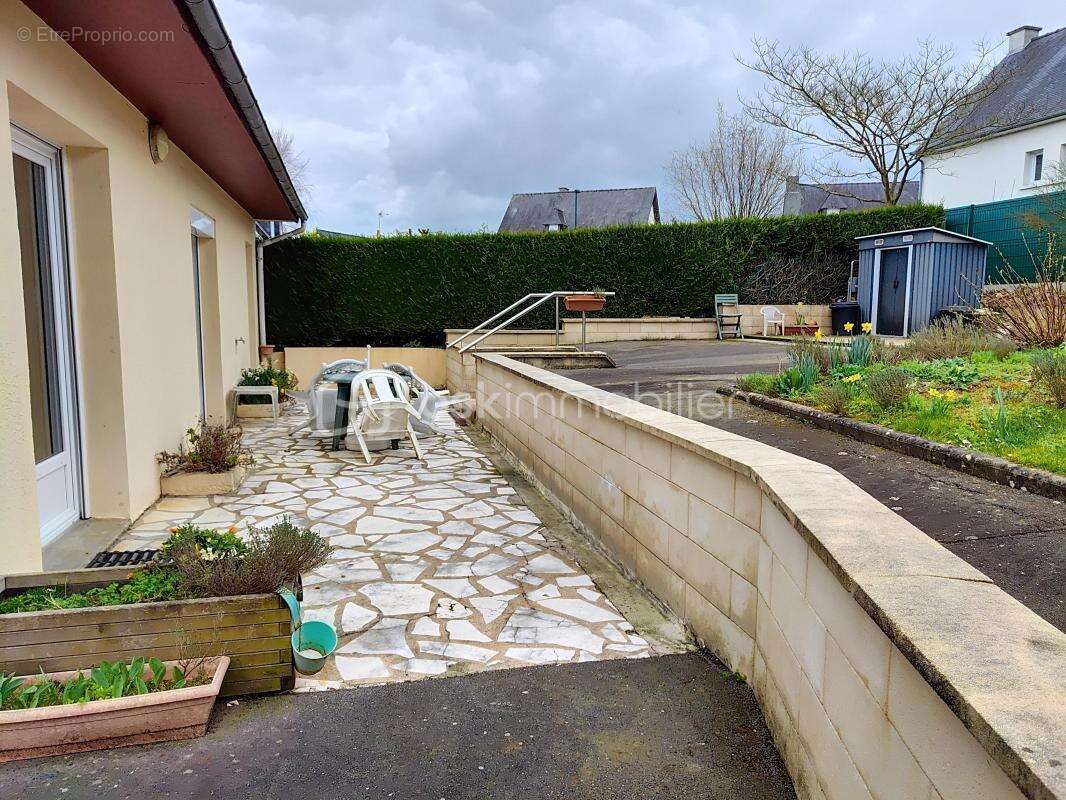 Maison à LECOUSSE