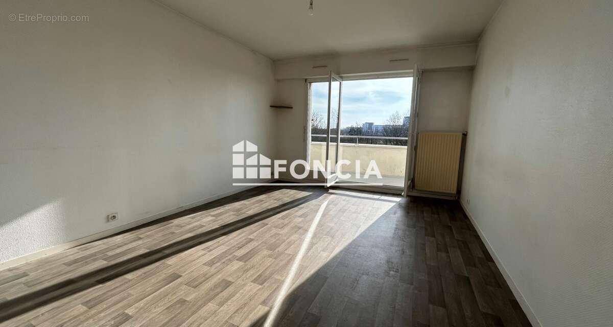 Appartement à SAINT-JACQUES-DE-LA-LANDE