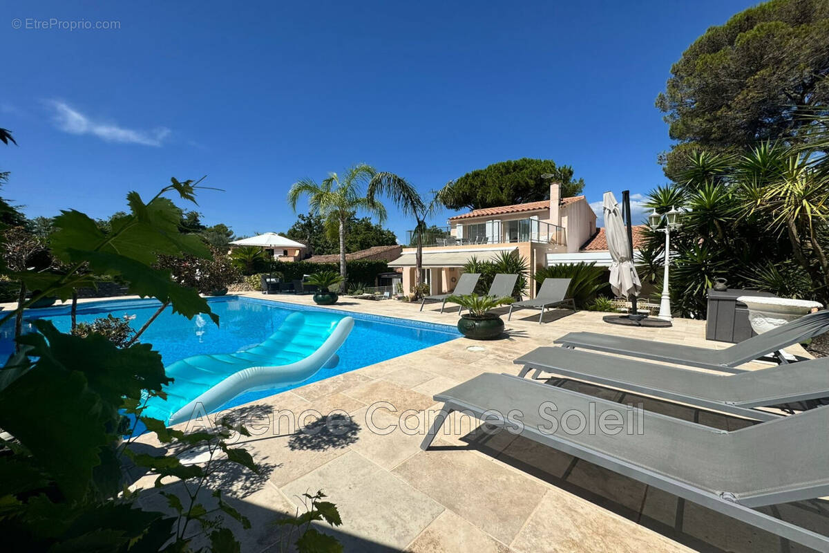 Maison à MOUANS-SARTOUX