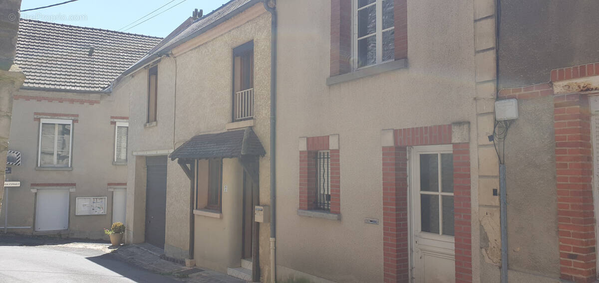 Maison à CHATILLON-SUR-MARNE