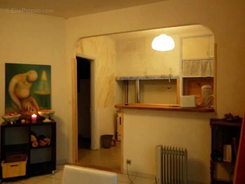 Appartement à COURNIOU
