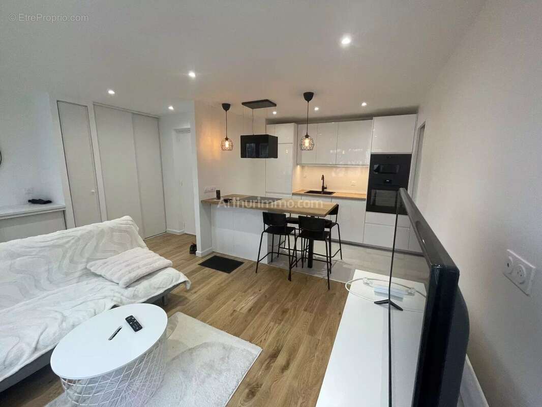 Appartement à SAINT-MAUR-DES-FOSSES