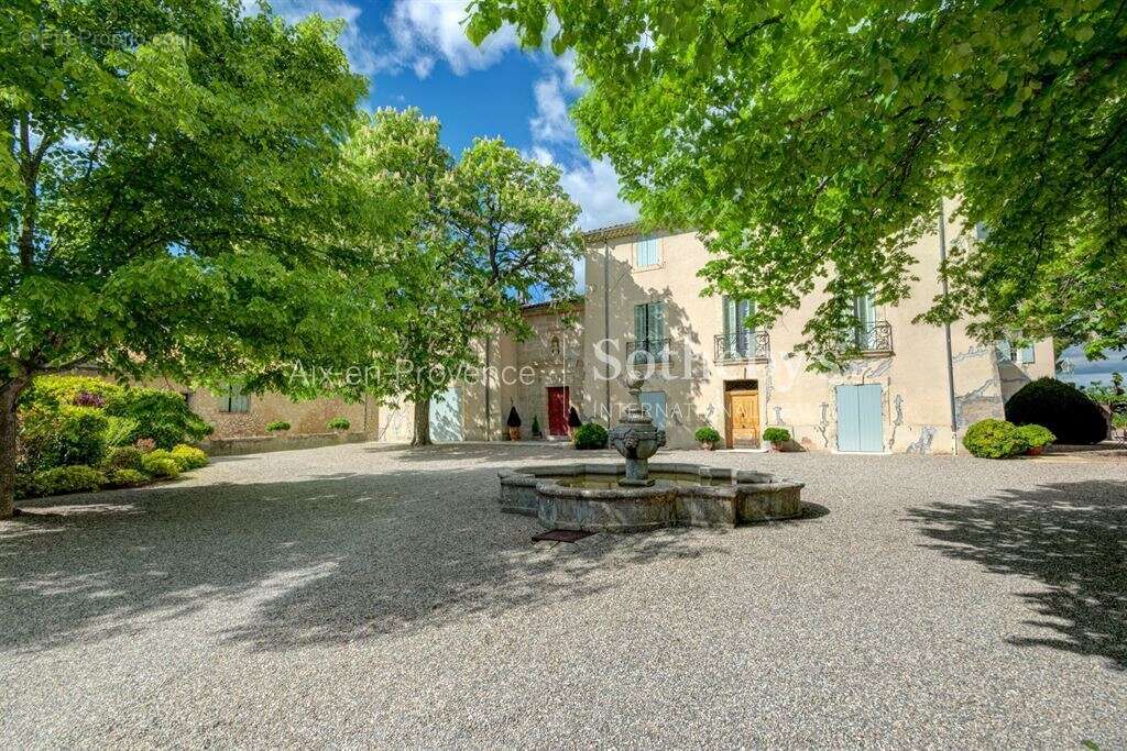 Maison à AIX-EN-PROVENCE