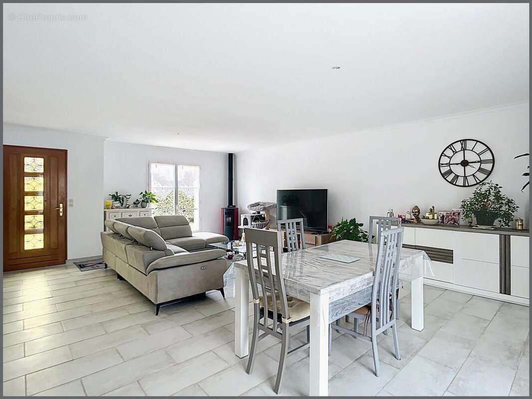 Photo 2 - Maison à ESVRES