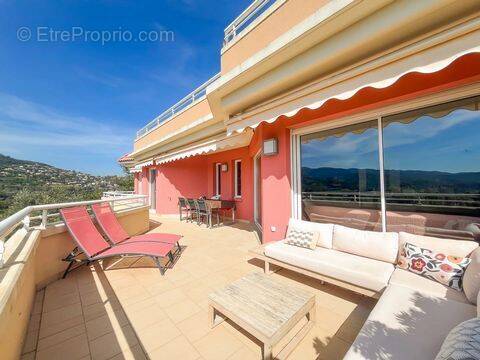 Appartement à MANDELIEU-LA-NAPOULE