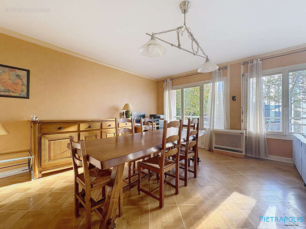 Appartement à LYON-7E