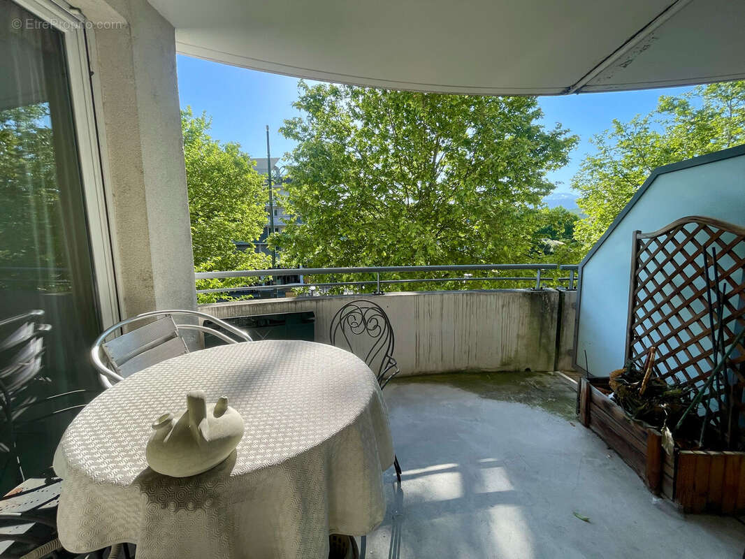 Appartement à ECHIROLLES