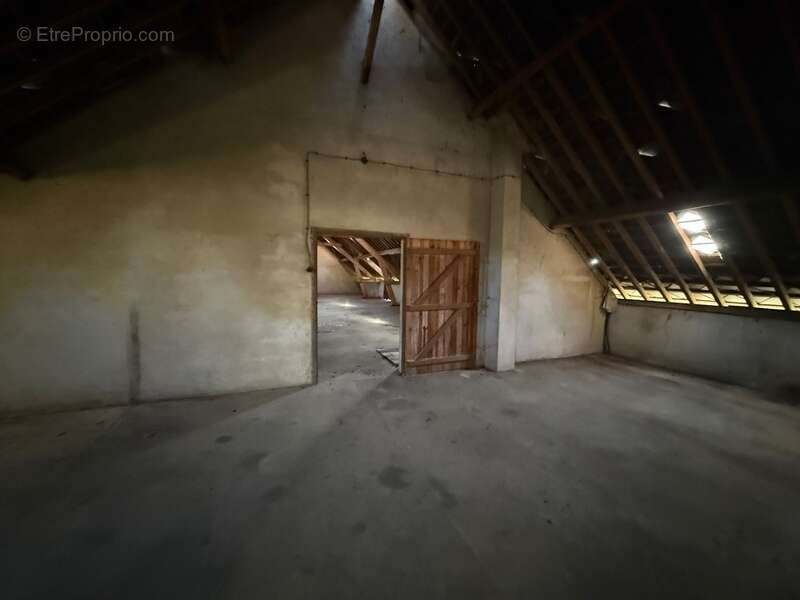 Maison à BUCHY