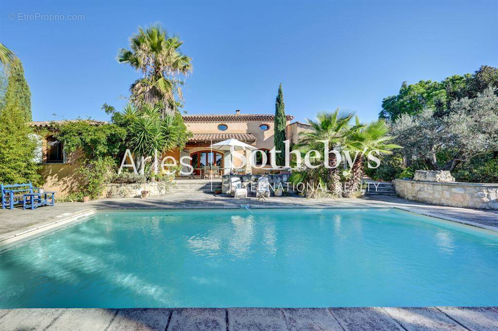 Maison à ARLES