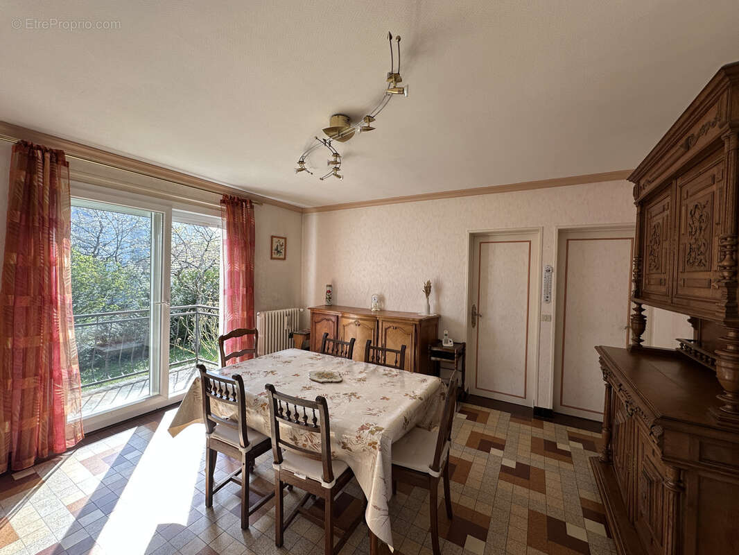 Maison à FLEURY-LES-AUBRAIS