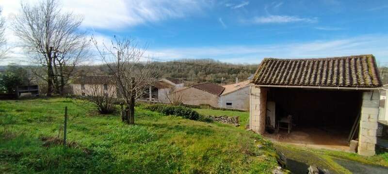 Maison à TOUVRE