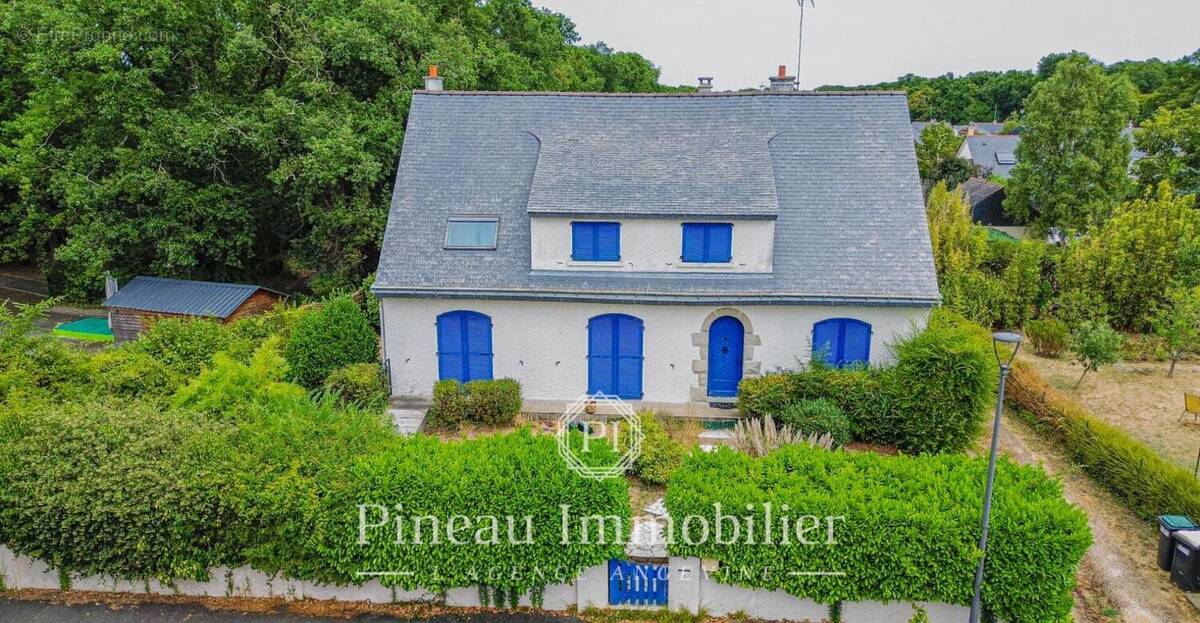 Maison à SAINT-BARTHELEMY-D&#039;ANJOU