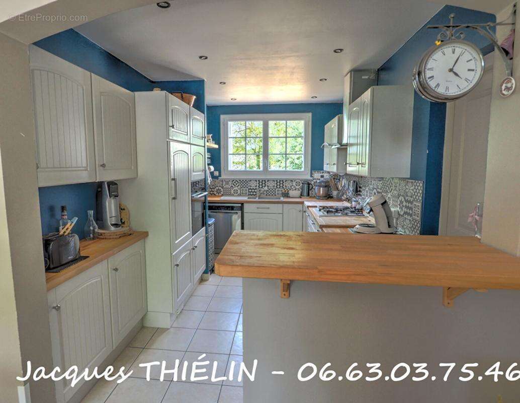 Maison à LONGUE-JUMELLES