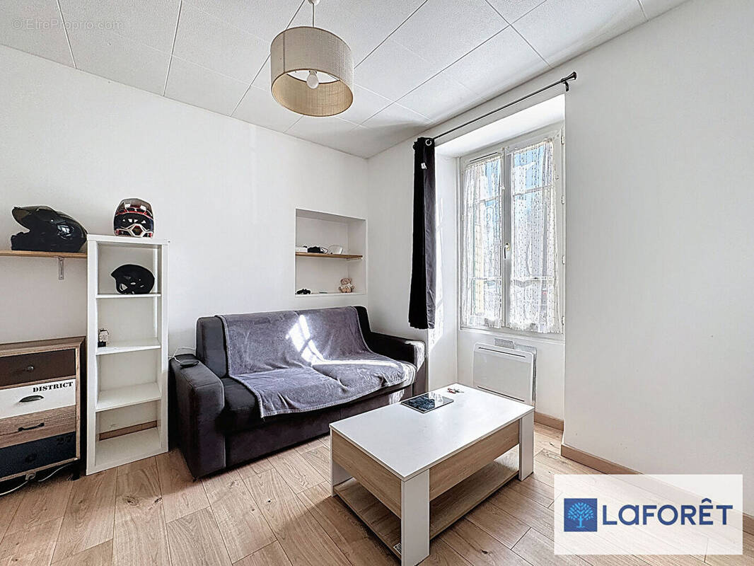 Appartement à BEYNES