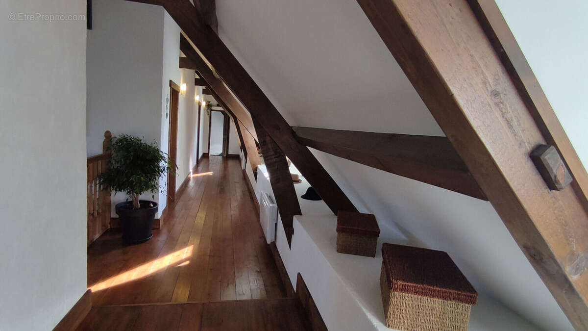 Maison à LOCMALO