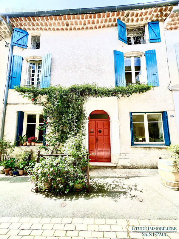 Maison à MONTPEYROUX