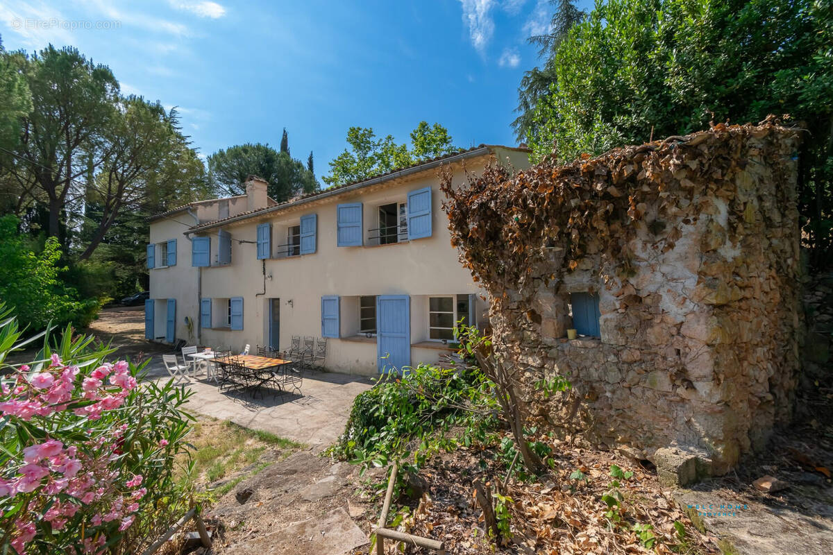 Maison à SALERNES