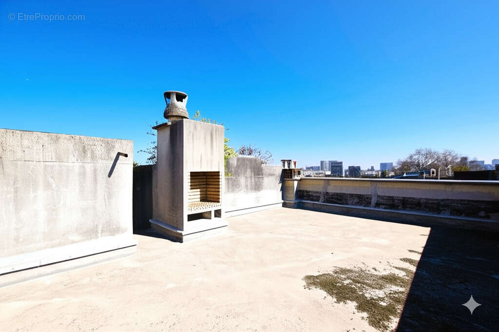 Maison à PARIS-14E