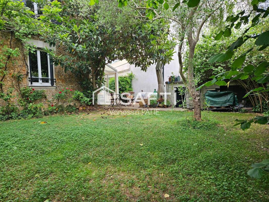 Photo 1 - Maison à CLAMART