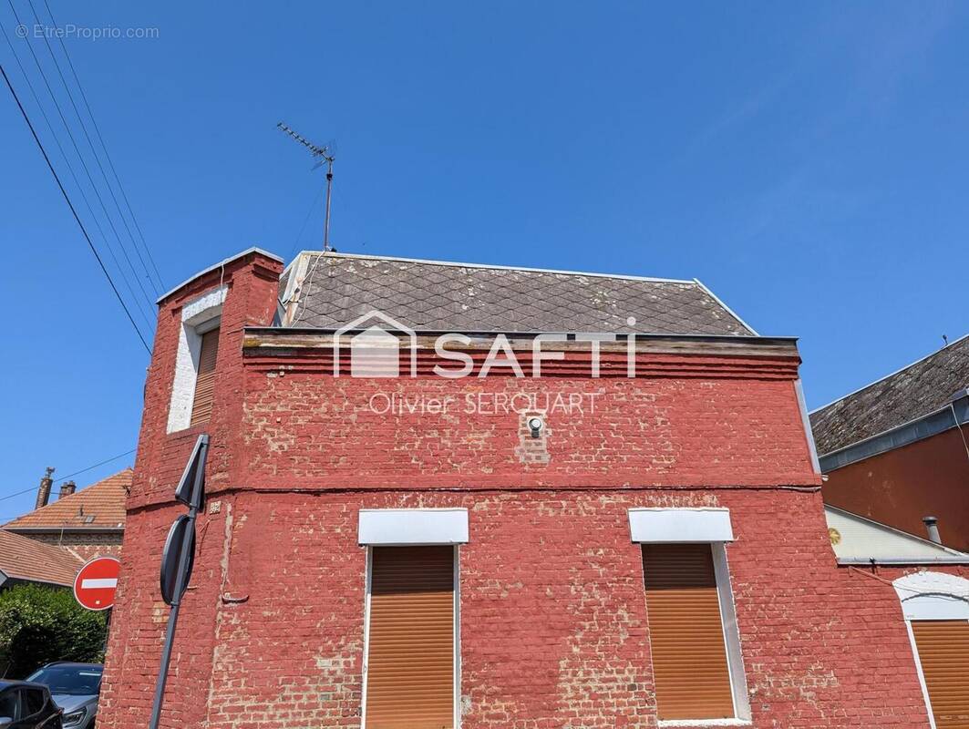 Photo 1 - Maison à SAINT-QUENTIN