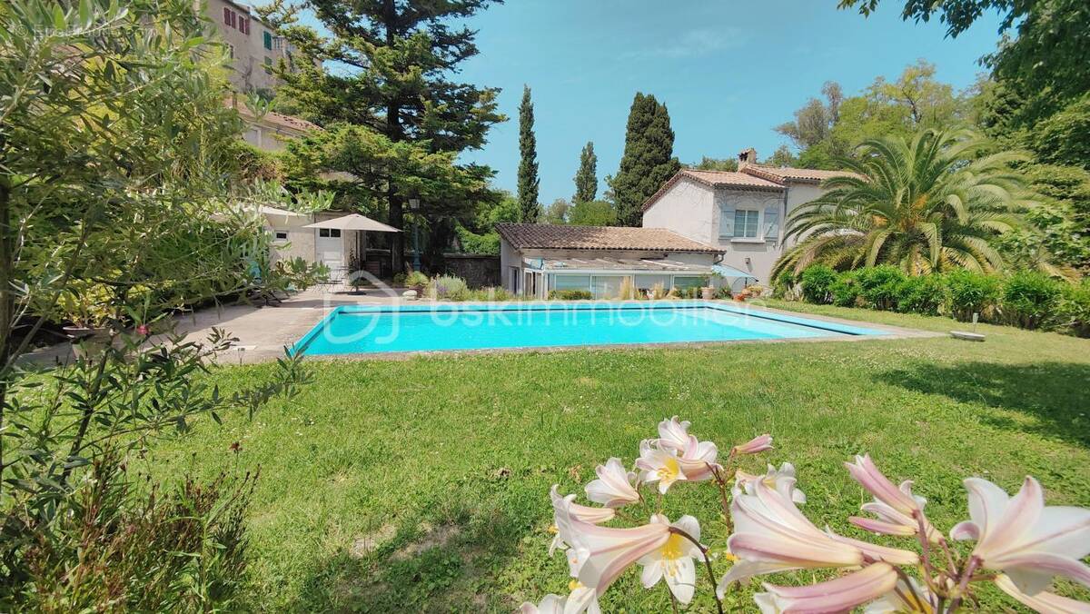 Maison à VIVIERS