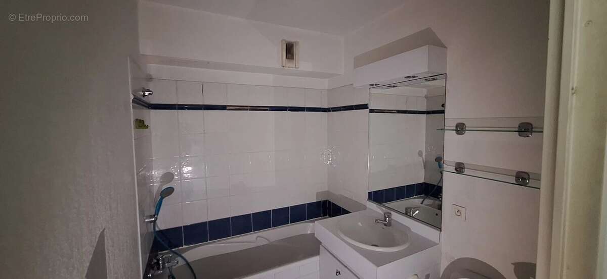 Appartement à MANDELIEU-LA-NAPOULE