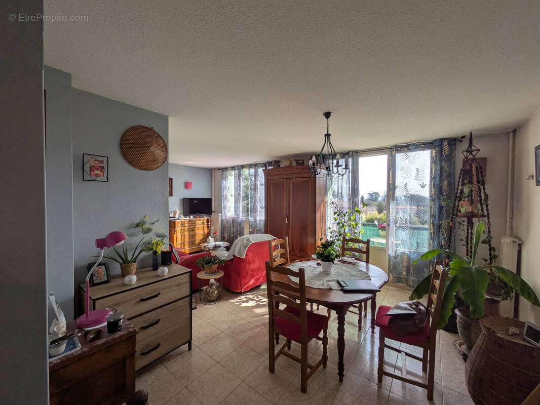 Appartement à PONT-SAINT-ESPRIT