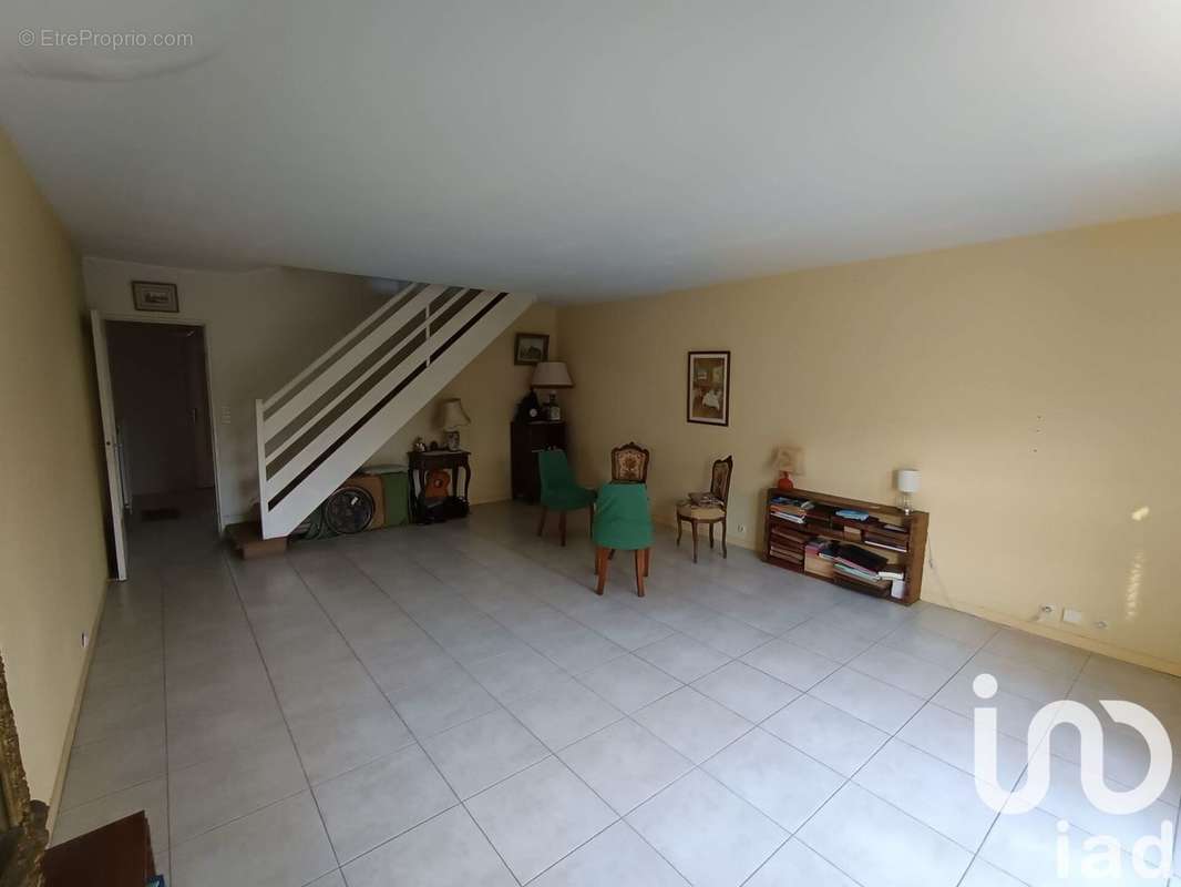 Photo 4 - Maison à ELANCOURT